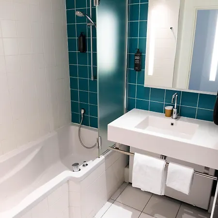 מלון Ibis Styles Paris Porte D'orleans מונטרוג'