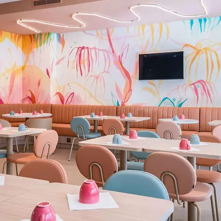 Ibis Styles Paris Porte D'orléans Hotel 3*