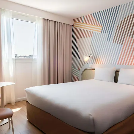 מלון Ibis Styles Paris Porte D'orleans מונטרוג'