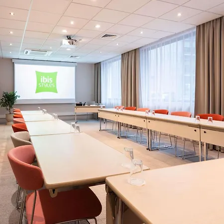 Ibis Styles Paris Porte D'orleans 3*